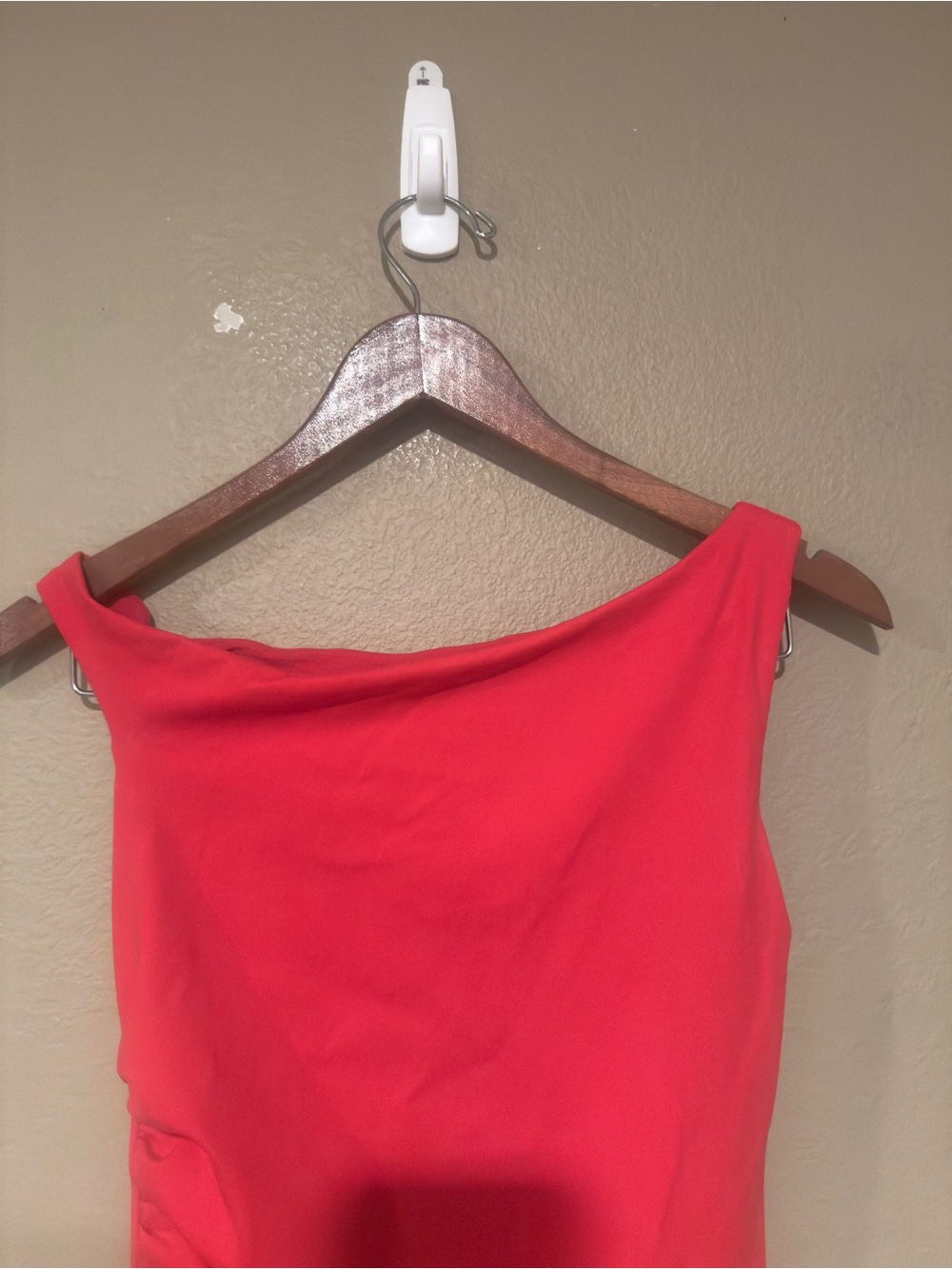 Qinsen NWT Off the Shoulder Stretchy Athletic Tennis Dress Red Small - Picture 3 of 8